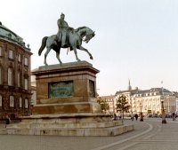 Rytterstatuen på Christinsborg slotsplads